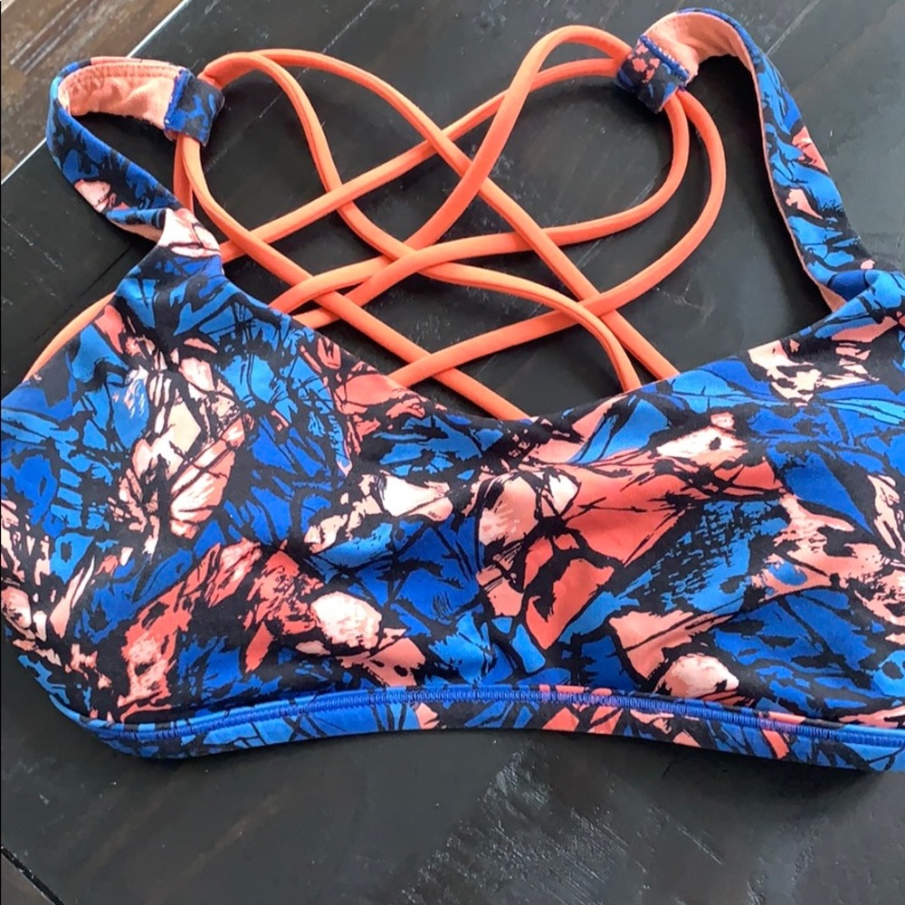 Lululemon Free To Be Bra (Wild) bra - Size 6